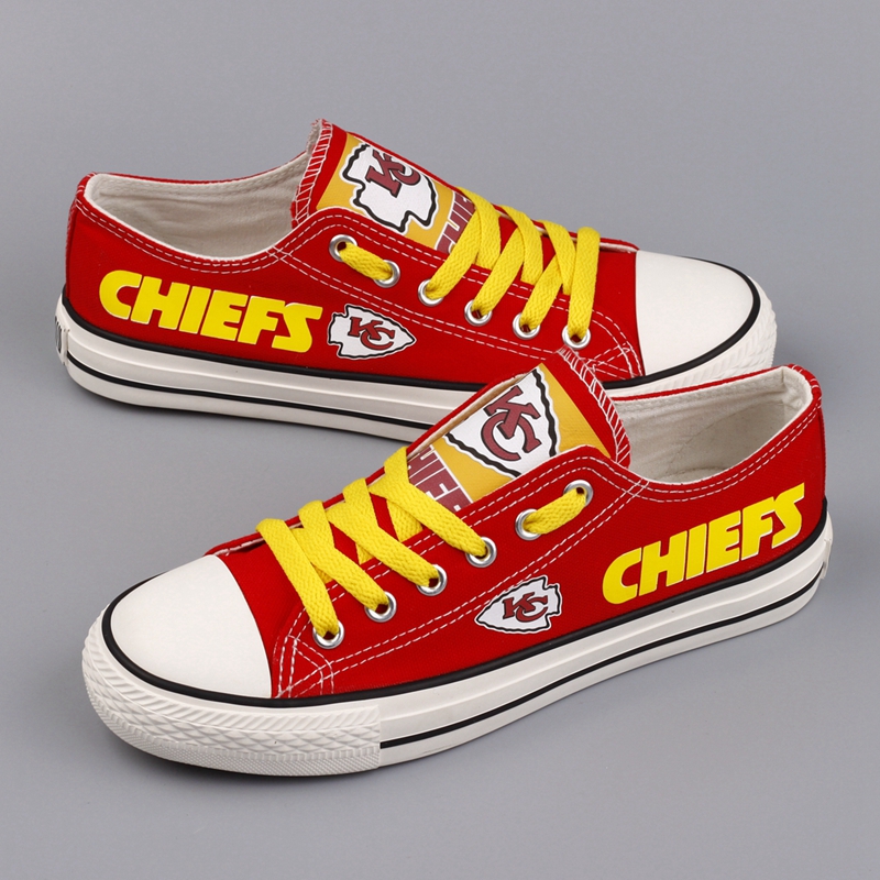Women's Kansas City Chiefs Repeat Print Low Top Sneakers 001
